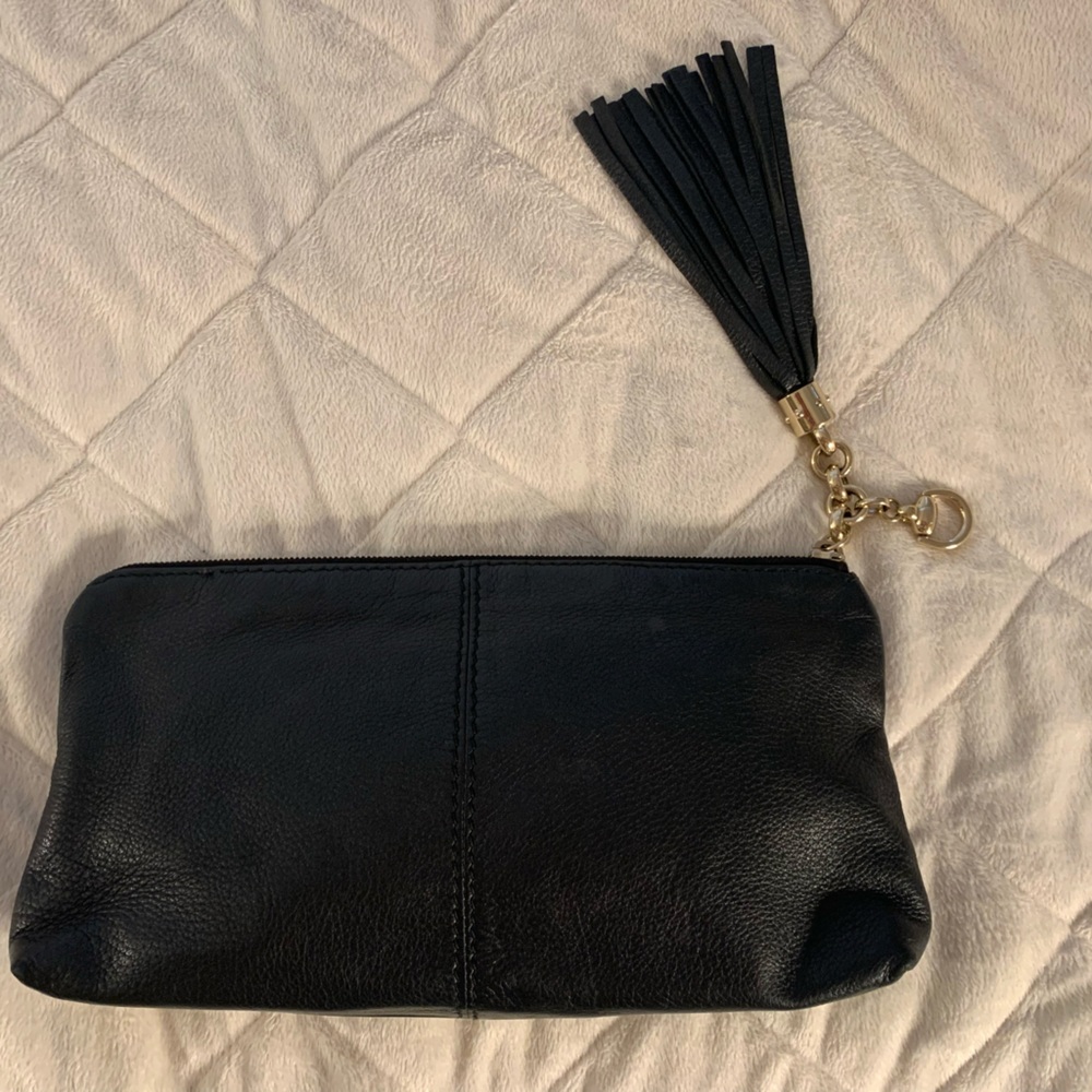 Gucci sienna black leather tassel clutch with zipper dust bag included